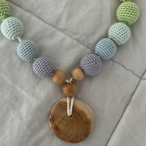 Rainbow Eco-Friendly Nursing Necklace - Picture 2 of 5